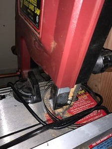 lot 146 image: Tradesman Power Tools- 9 Band Saw