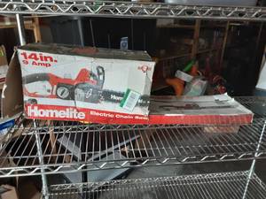 lot 11 image: Homelite 14 Electric Chain Saw