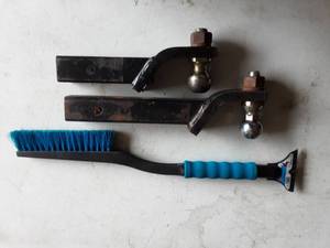 lot 15 image: 1 78 & 2 Receiver Hitches, Snow Brush