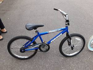 lot 26 image: Magna Imposter 20 Bike