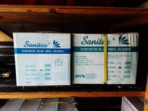 lot 36 image: Sanitex Blue Vinyl Size Medium (1000) (Non-Latex) Powdered