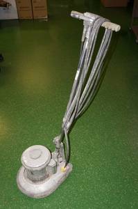 lot 5 image: Electric Floor Polisher
