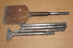 lot 35 image: Large Hammer Drill Chipping Bits