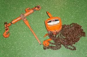 lot 41 image: Jet L-90 1-Ton Chain Hoist