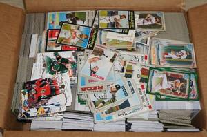 lot 73 image: Large Box - Recent Baseball and Hockey Cards