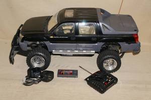 lot 79 image: Large New Bright Remote Control Chevy Truck