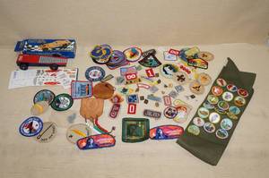 lot 139 image: Vintage Boy Scout Items