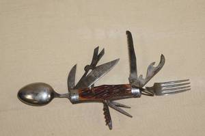 lot 141 image: Vintage Multi-Tool Pocket Knife