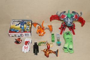 lot 190 image: Minecraft, Skylanders, Building Toys