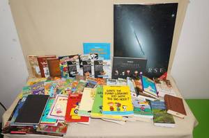 lot 166 image: Large assortment of Books