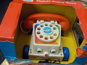 lot 4 image: Fischer Price Telephone...