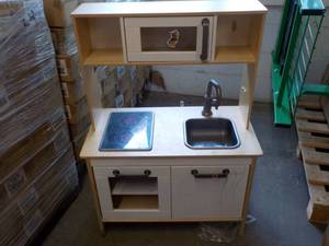 lot 56 image: Childs Stove 27 x 15 x 40...