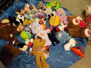 lot 66 image: Large lot of Toys Stuffed Animals ...