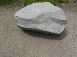 lot 43 image: fake Rock- 3 ft wide...