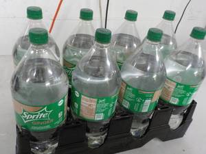 lot 88 image: Case of 8 - 2 liters Bottles Sprite...