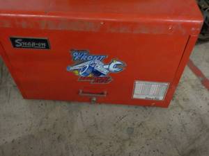 lot 138 image: Snap on Metal Tool Cabinet 28 x 15 ...