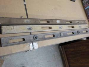 lot 143 image: 3 Levelers...