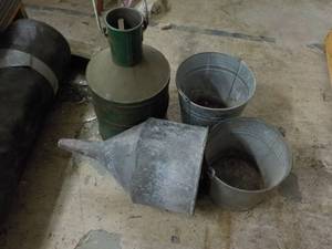 lot 157 image: 4 Metal Vintage Pieces...