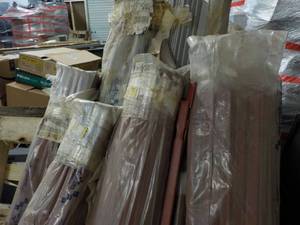 lot 161 image: Lot of Plastic Slats 58 x 72 Patr...