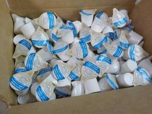 lot 184 image: GFS French Vanilla Coffee Creamer ...