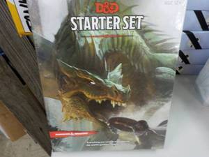 lot 190 image: Dungeons and Dragons Starter Set...