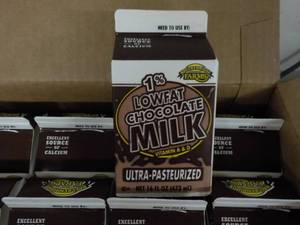 lot 286 image: Case of 12 - 16 oz Low Fat Chocolat...