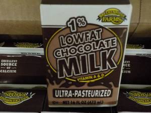 lot 292 image: Case of 12 - 16 oz Low Fat Chocolat...