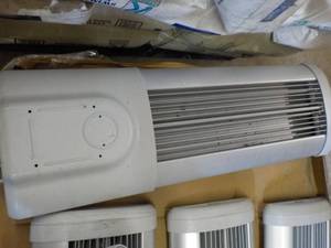 lot 323 image: LED Light Fixture...