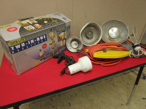 lot 405 image: RITE-LITE TWO-IN-ONE WORK LIGHT, CLAMP LIGHTS, EXTENSION CORD