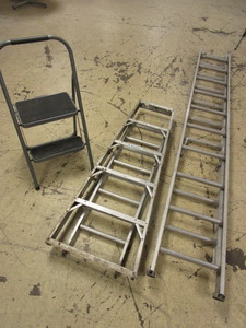lot 407 image: KELLER 20 EXTENSION LADDER, WERNER JOB-MASTER STEPSTRAIGHT  LADDER, EASY REACH STEP STOOL