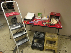 lot 408 image: PAINT SUPPLIES AND STEP LADDERSTOOLS, ROLLERS, PANS, BRUSHES, ROLLER COVERS, STIR STICKS