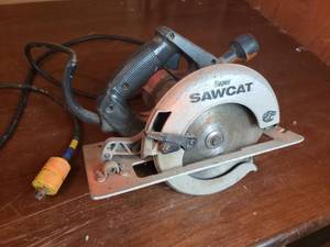 lot 5 image: Super Sawcat