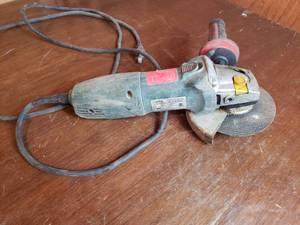 lot 7 image: Metabo Grinder