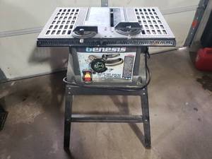 lot 49 image: Genesis 10 Table Saw