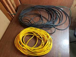 lot 62 image: 2 Long Extension Cords