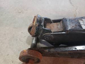 lot 85 image: Hydraulic Floor Jack