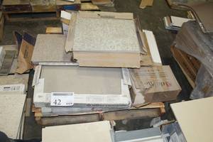 lot 42 image: Tile Flooring