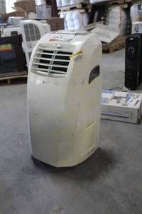 lot 165 image: LG Portable Room Air Conditioning Unit