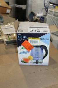 lot 232 image: MegaChef The Kettle 1.7L