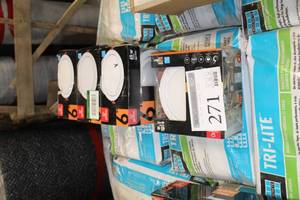 lot 271 image: Lot of (4) Globe Recessed Lighting Kits 6in. 65W