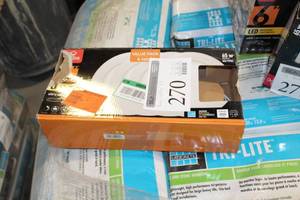 lot 270 image: Globe Recessed Lighting Kit 65W