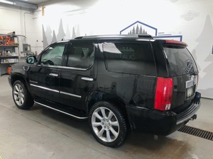 2008 Cadillac Escalade Luxury AWD -No Reserve-