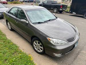 2005 Toyota Camry XLE