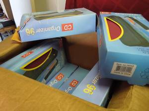 lot 49 image: 10 DVDCD Cases
