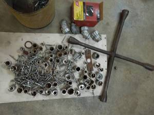 lot 64 image: Sockets, Nails, Cross Wrench, Fittings, More