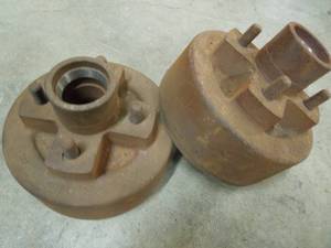 lot 66 image: Trailer Hubs 2 HD 700A