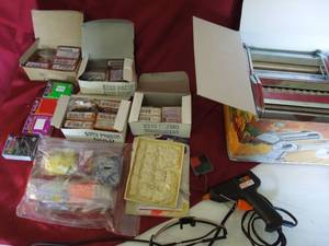 lot 68 image: Craft Clay, Roller Machine, Mold, Glue Gun