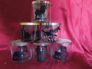 lot 80 image: 6 - Gift Jars