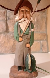 lot 45 image: Fisherman Table Lamp