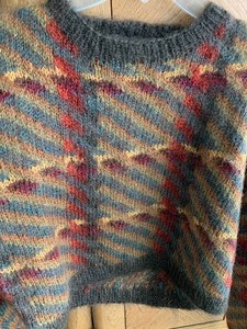 lot 142 image: Vintage Crop Sweater By Linda Allard For Ellen Tracy